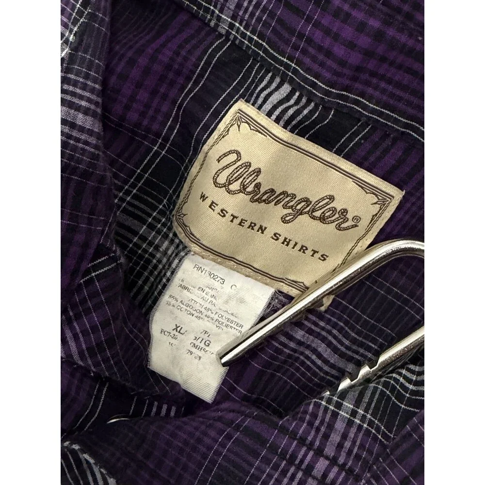 Wrangler Western Wear flannel button up T Shirt Size XL